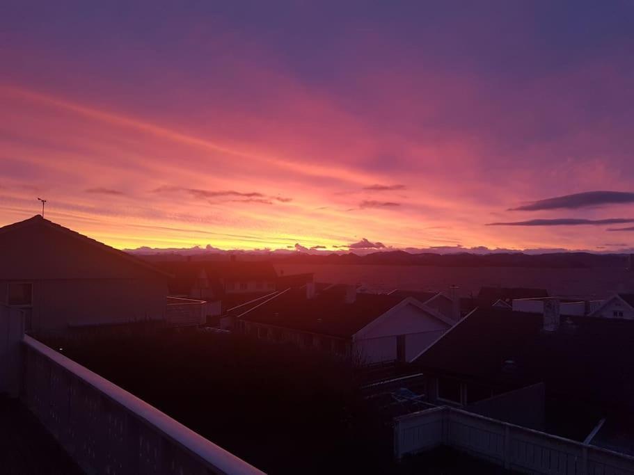 Lovely Views Across The Fjord, Free Parking * Stavanger